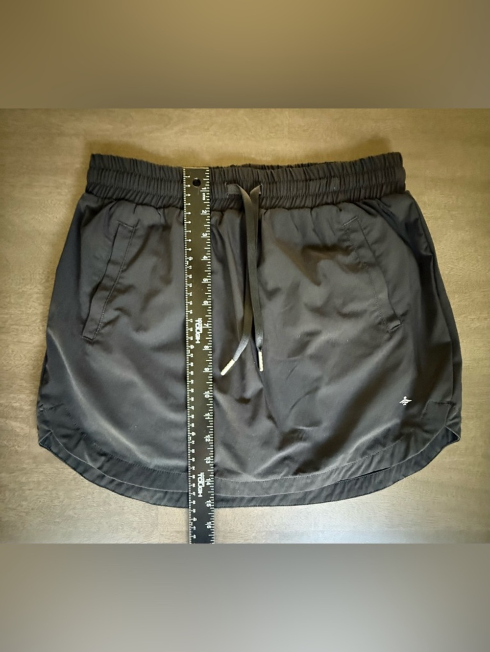 Halara High Waisted Curved Hem Mini Golf Skort Black Women's Size SM - Picture 14 of 14